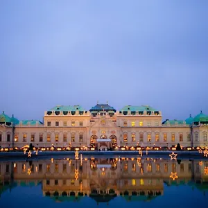  Apartment Comfortable Romantic 1 Bedroom Near Augarten