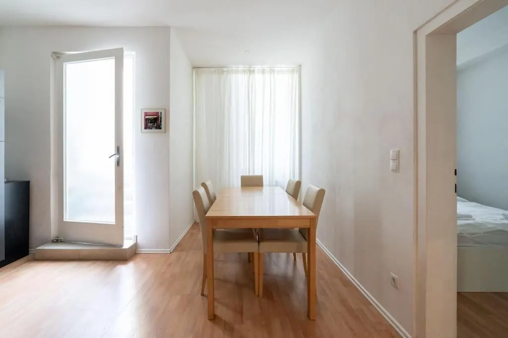 Spacious Stone Belvedere Apartment Vienna Austria