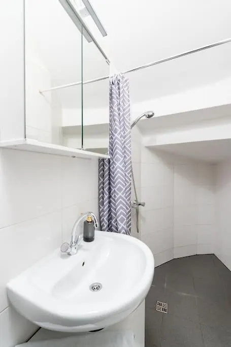 Spacious Stone Belvedere Apartment Vienna 0*,