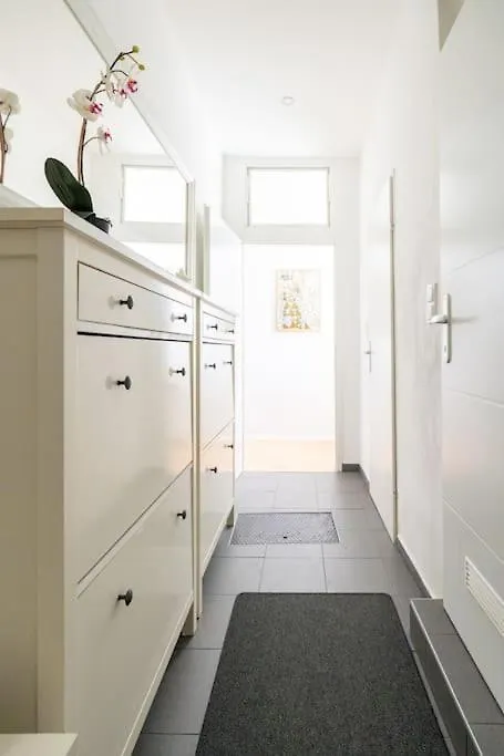 Spacious Stone Belvedere Apartment Vienna