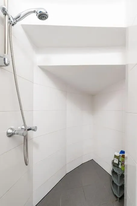 Spacious Stone Belvedere Apartment Vienna